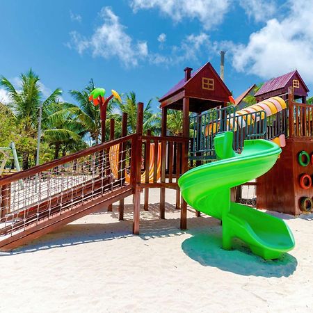 Crystals Beach Resort Belle Mare, A Member Of Radisson Individuals Palmar Luaran gambar