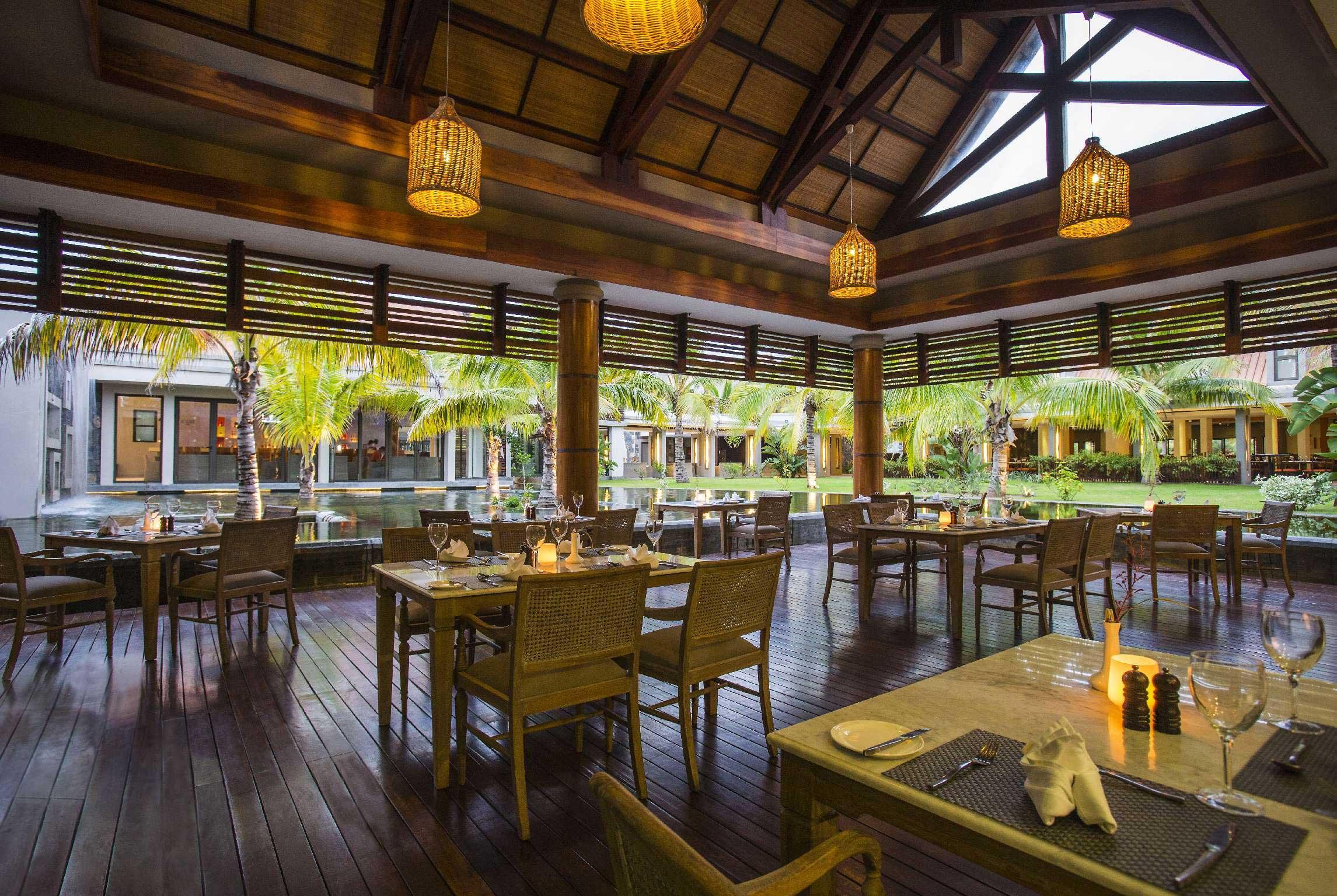 Crystals Beach Resort Belle Mare, A Member Of Radisson Individuals Palmar Luaran gambar