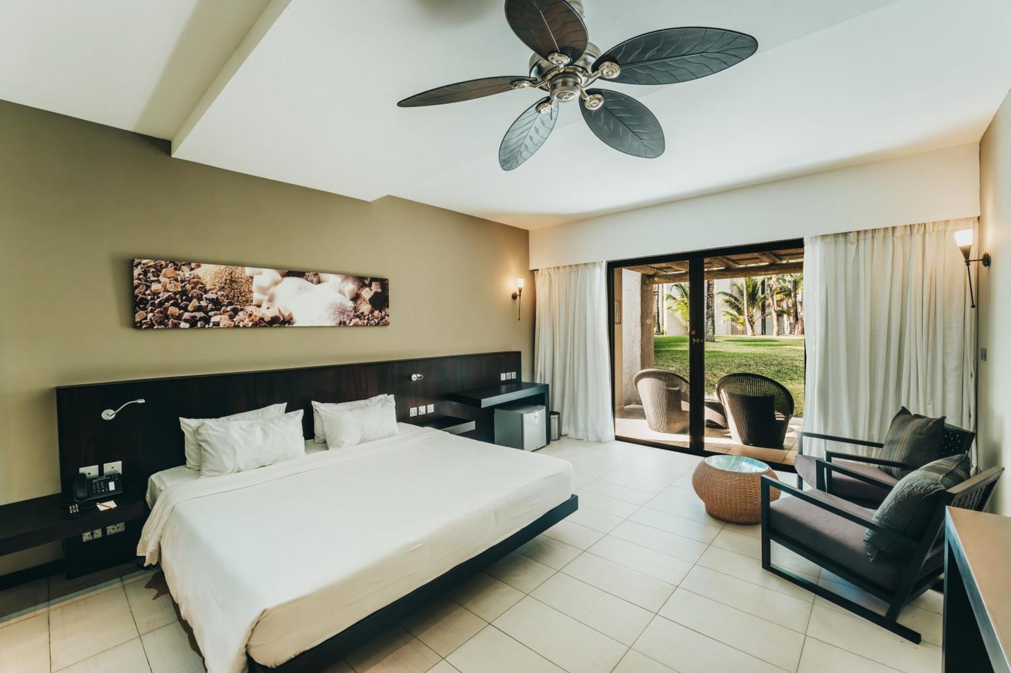 Crystals Beach Resort Belle Mare, A Member Of Radisson Individuals Palmar Luaran gambar