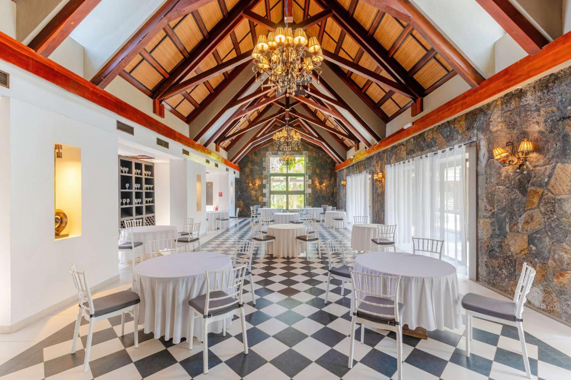 Crystals Beach Resort Belle Mare, A Member Of Radisson Individuals Palmar Luaran gambar