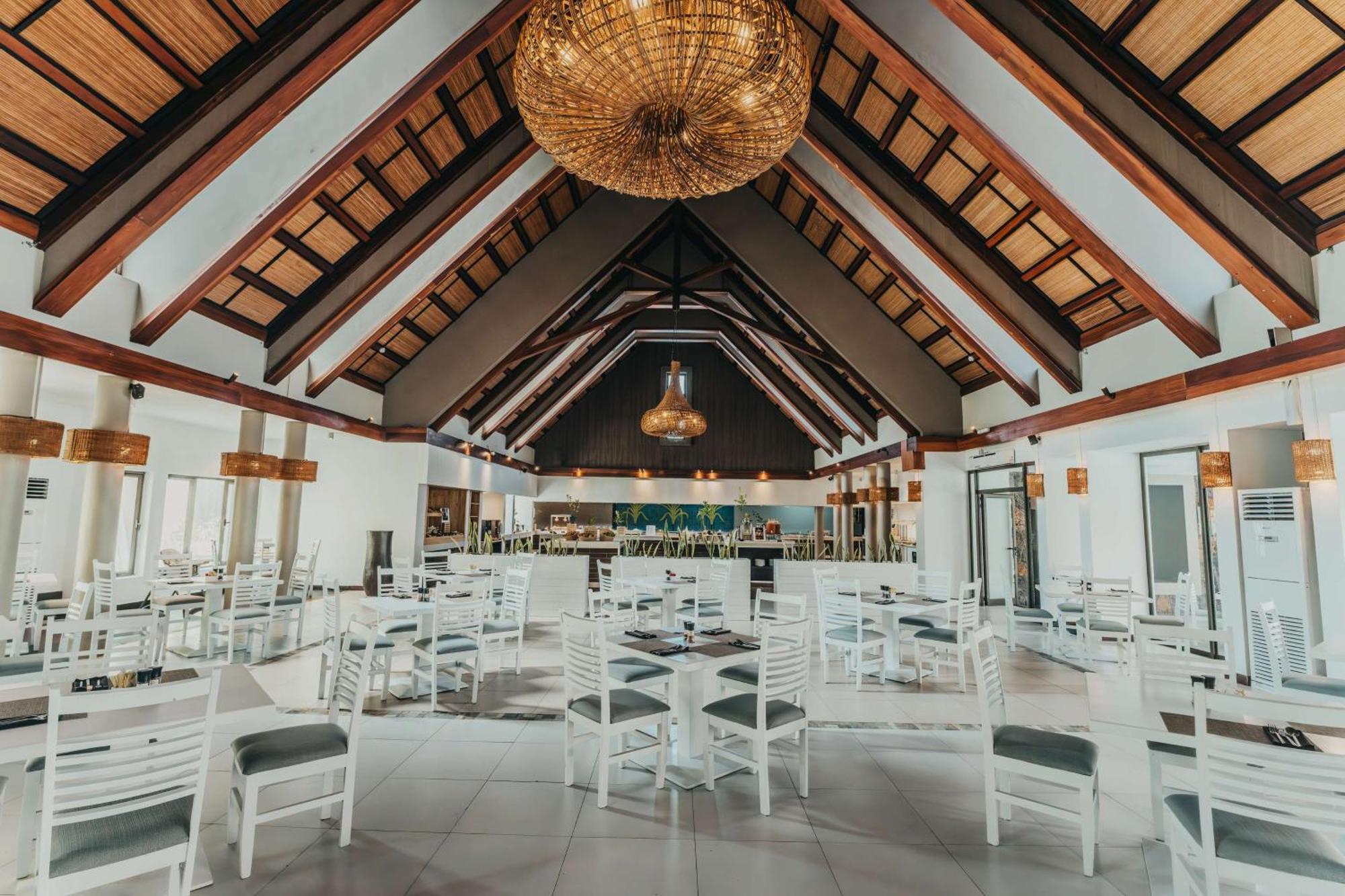 Crystals Beach Resort Belle Mare, A Member Of Radisson Individuals Palmar Luaran gambar