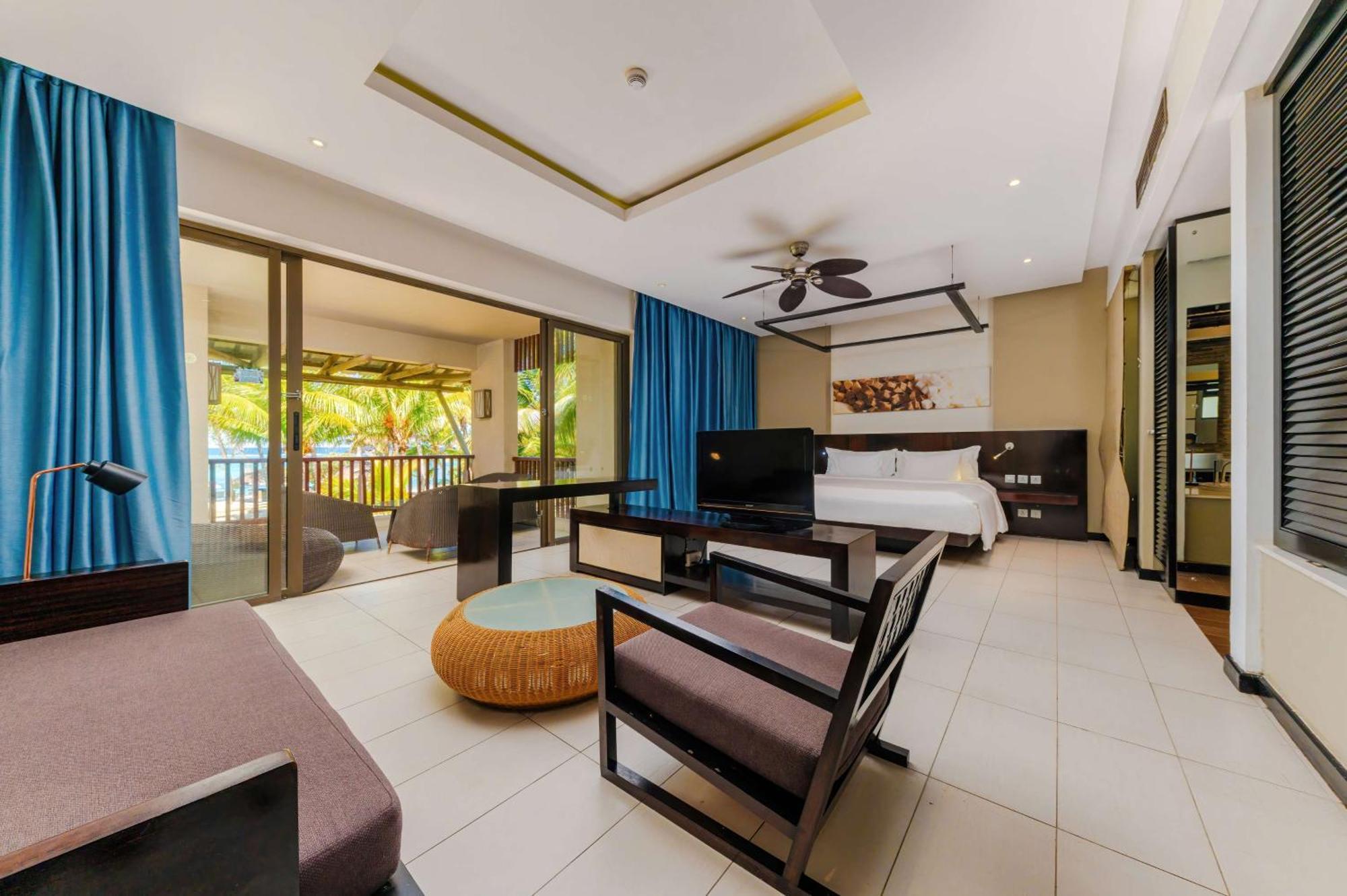 Crystals Beach Resort Belle Mare, A Member Of Radisson Individuals Palmar Luaran gambar