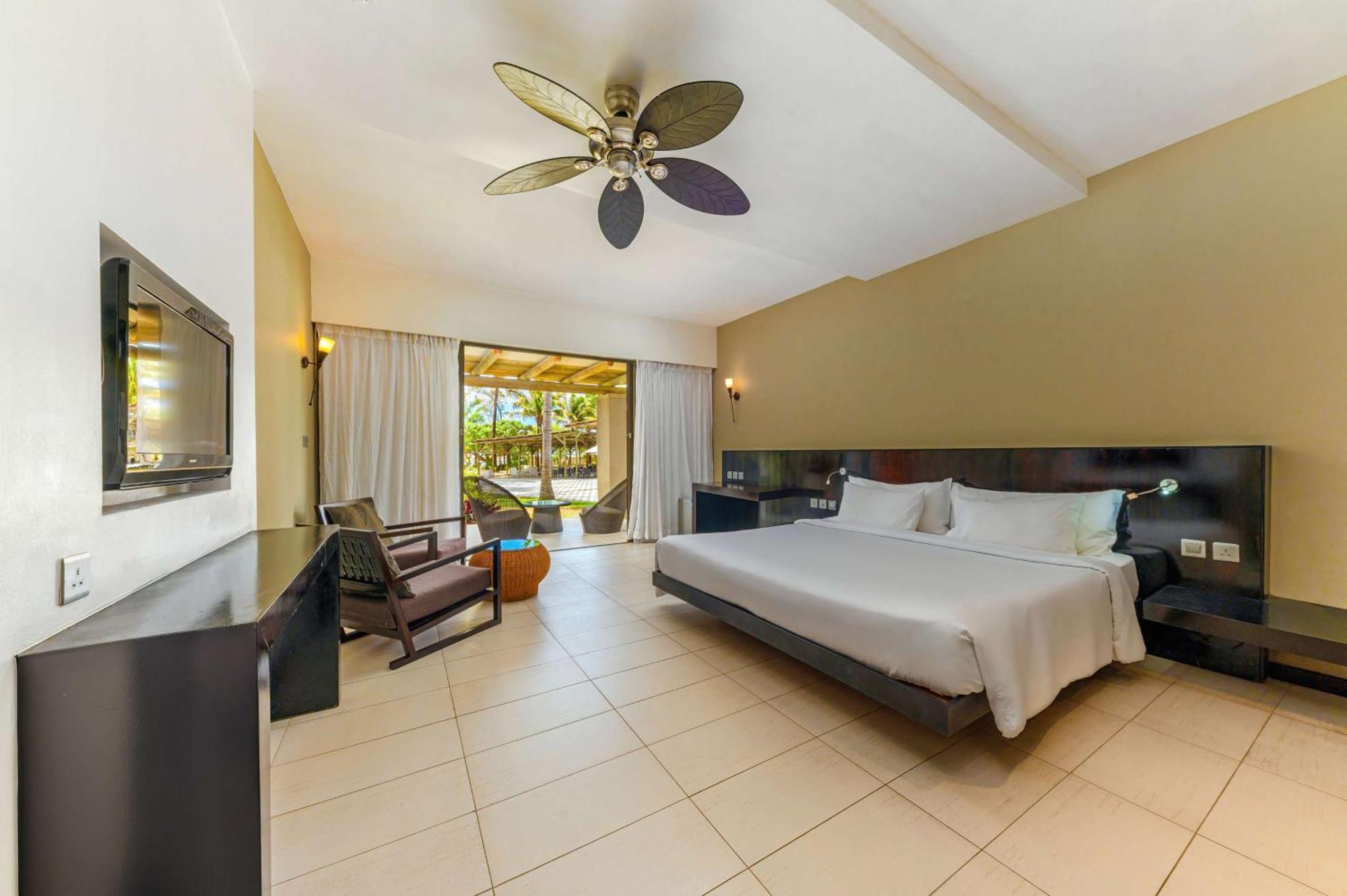 Crystals Beach Resort Belle Mare, A Member Of Radisson Individuals Palmar Luaran gambar